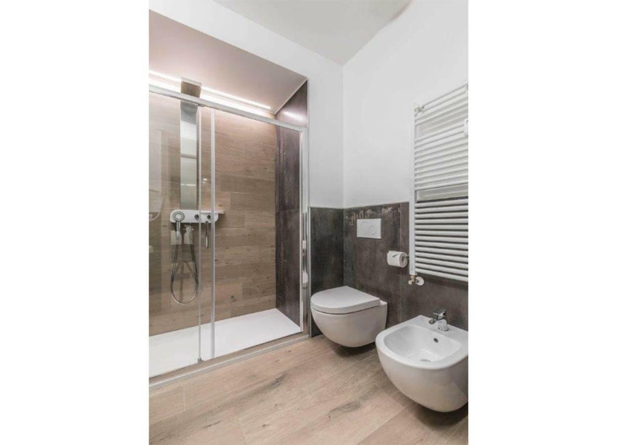 Astoria Deluxe Rooms Bologna Exterior photo